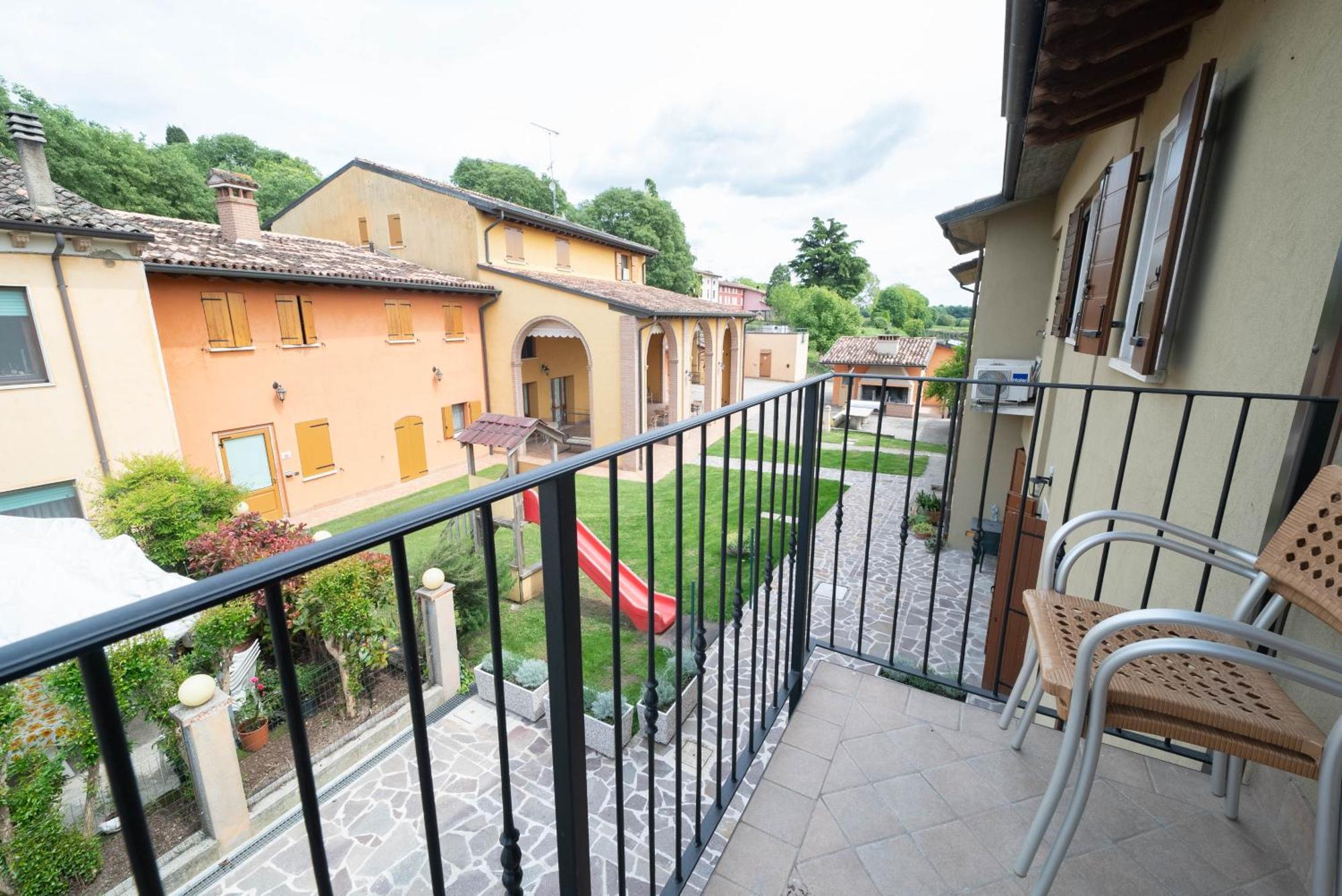 Agriturismo Bortolino Volta Mantovana Luaran gambar